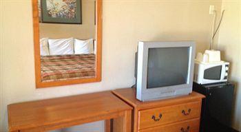 Deluxe Inn Лоутън Екстериор снимка